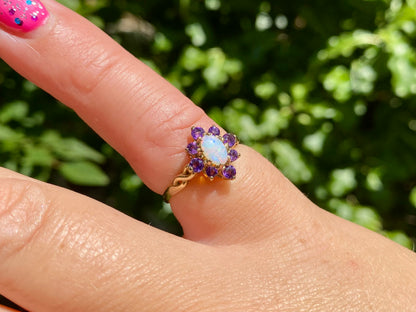 Vintage 9ct Gold Amethyst & Opal Ring