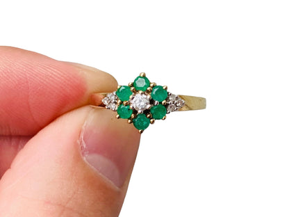 9ct Gold Emerald & Diamond Ring