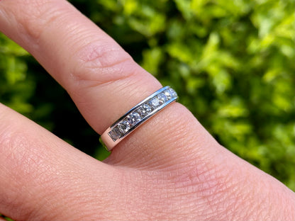 18ct Gold Nine-Stone Diamond Ring