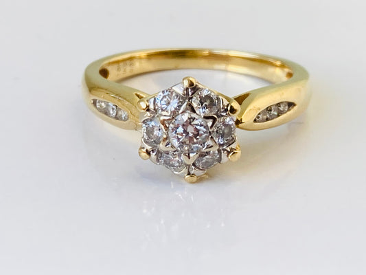 18ct Gold Diamond Ring