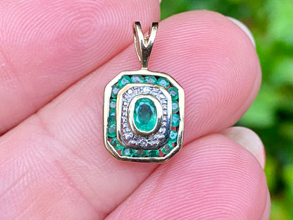 9ct Gold Emerald & Diamond Pendant