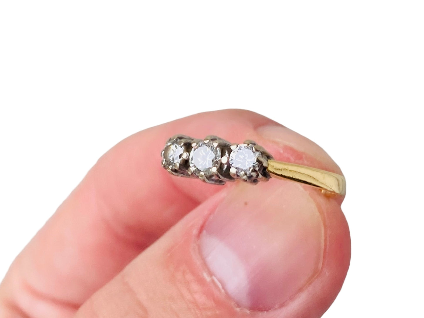 Vintage 18ct Gold Three-Stone Diamond Ring