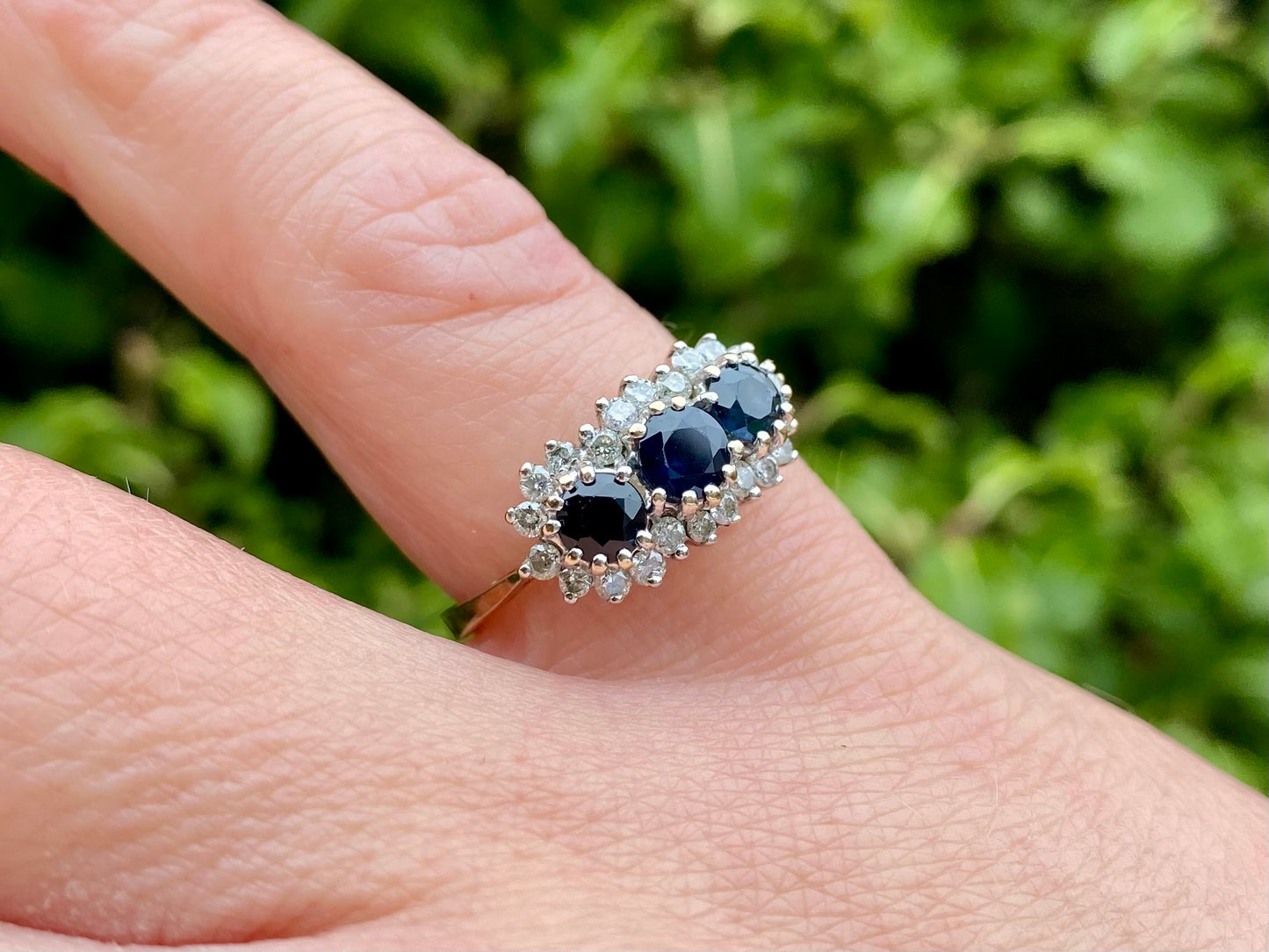 9ct Gold Sapphire & Diamond Ring