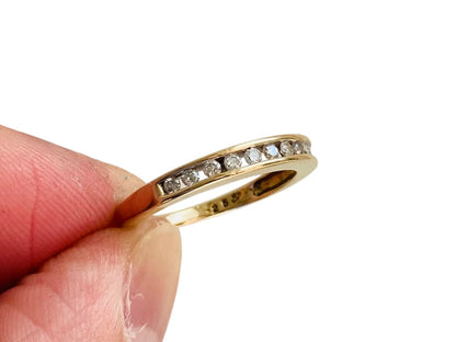 9ct Gold Diamond Ring