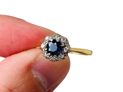 Vintage 18ct Gold Sapphire & Diamond Ring