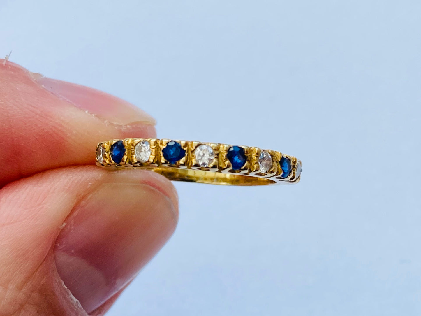 18ct Gold Sapphire & Diamond Ring