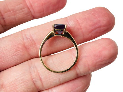 9ct Gold Iolite Ring
