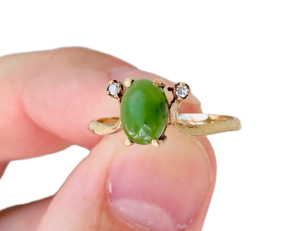 Vintage 9ct Gold Jade & Diamond Ring