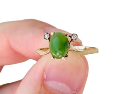 Vintage 9ct Gold Jade & Diamond Ring