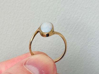 Vintage 9ct Gold Opal Ring