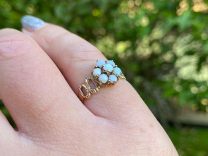 Vintage 9ct Gold Opal Ring