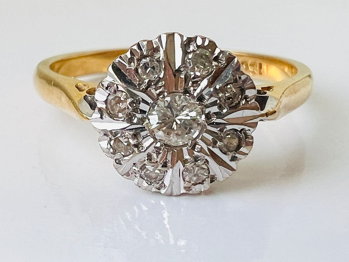 Vintage 18ct Gold Diamond Ring