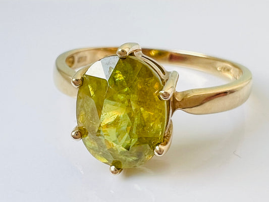 9ct Gold Sphene Ring