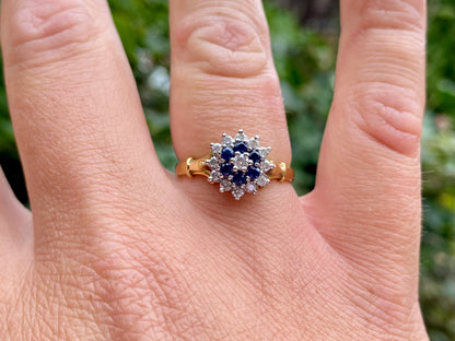 18ct Gold Sapphire & Diamond Ring