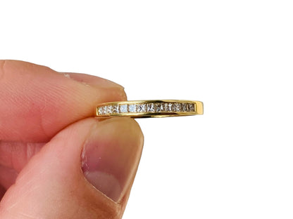 18ct Gold Diamond Ring