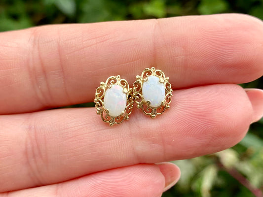 9ct Gold Opal Earrings
