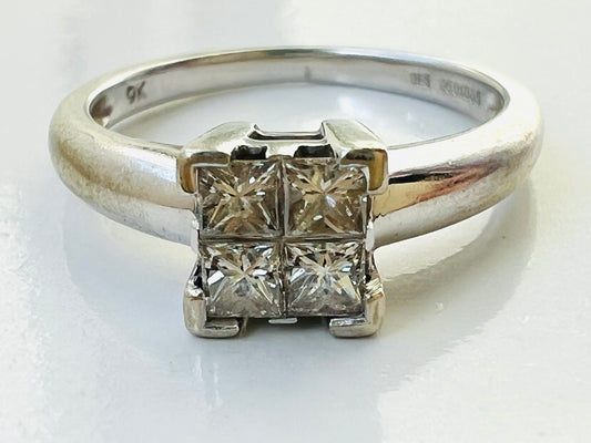9ct Gold Diamond Ring