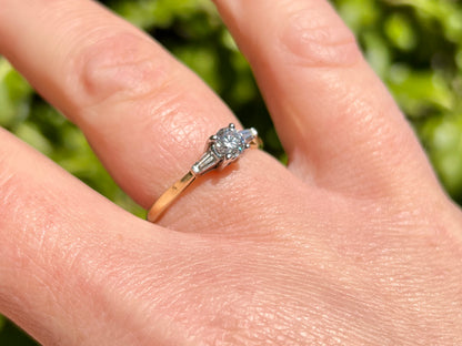 18ct Gold Three-Stone Diamond Ring