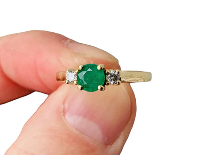 14ct Gold Emerald & Diamond Ring