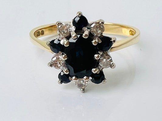Vintage 18ct Gold Sapphire & Diamond Ring