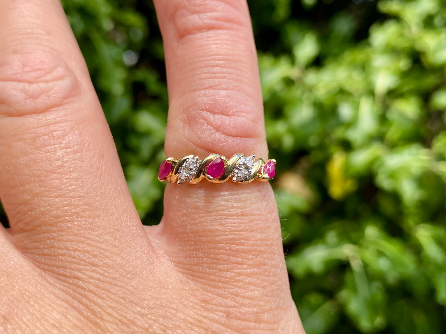 9ct Gold Ruby & Diamond Ring