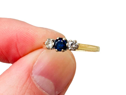 Vintage 18ct Gold Sapphire & Diamond Trilogy Ring