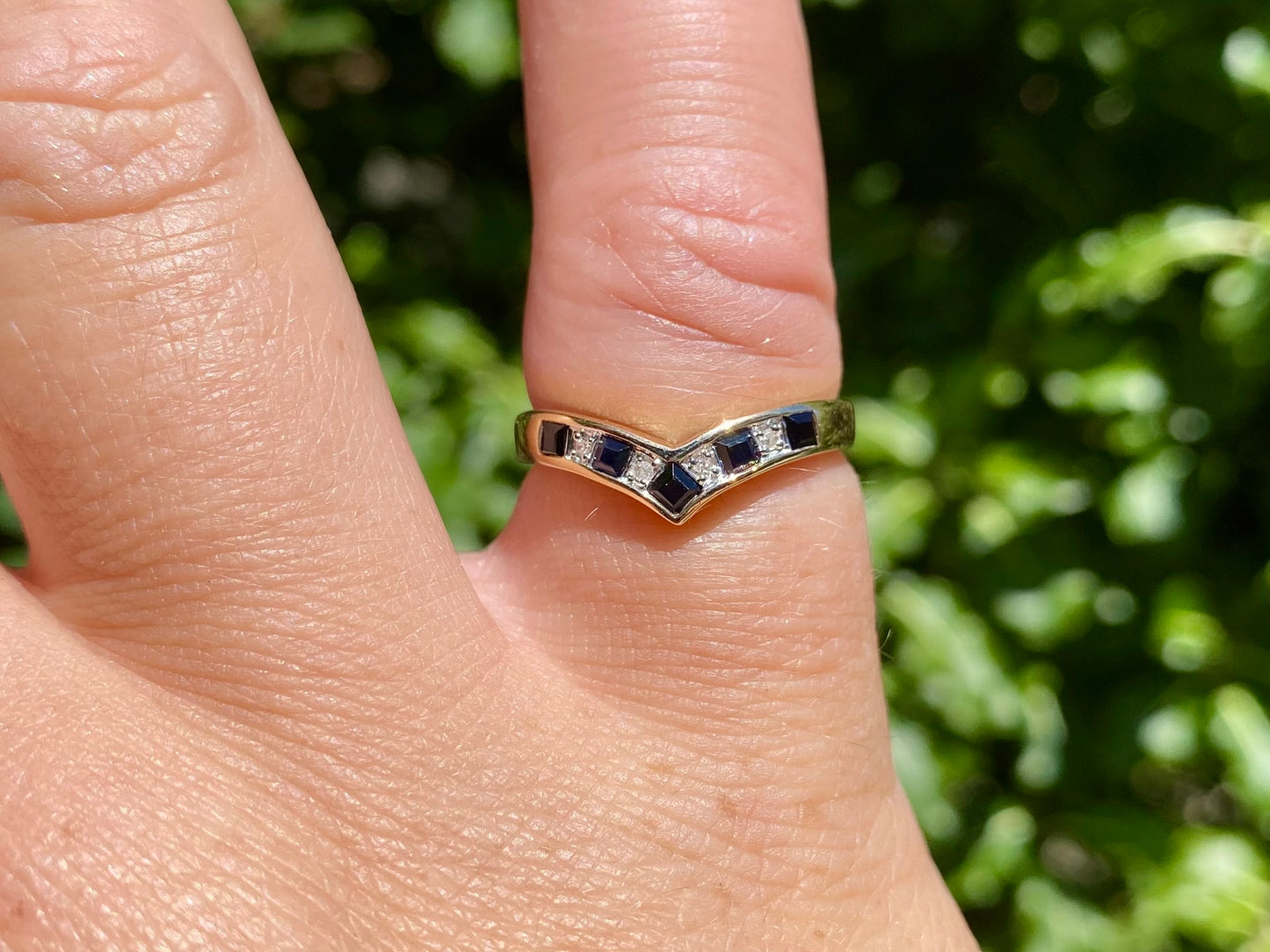 9ct Gold Sapphire & Diamond Wishbone Ring