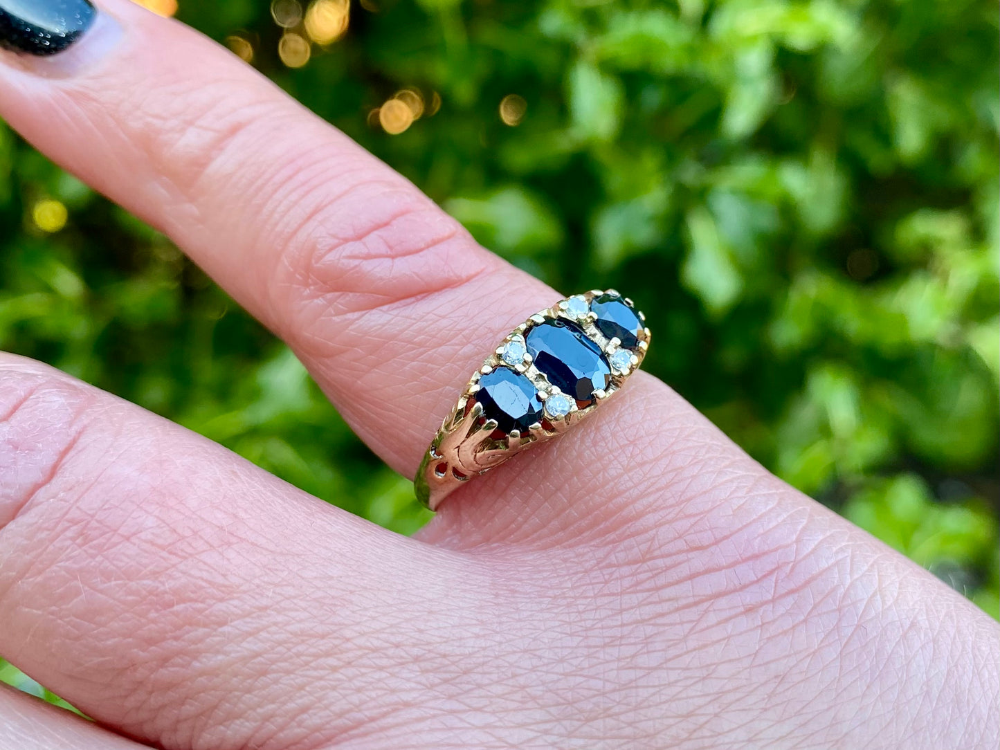Vintage 9ct Gold Sapphire & Diamond Ring