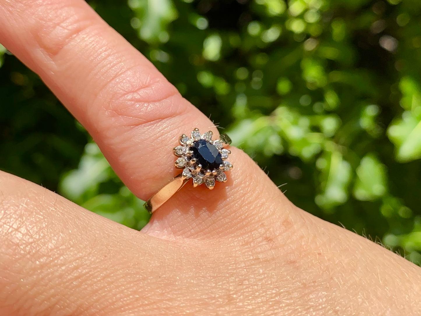 9ct Gold Sapphire & Diamond Ring