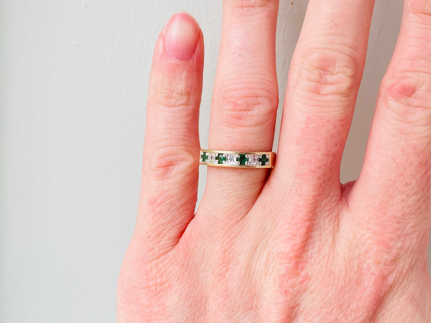 9ct Gold Emerald & Diamond Ring