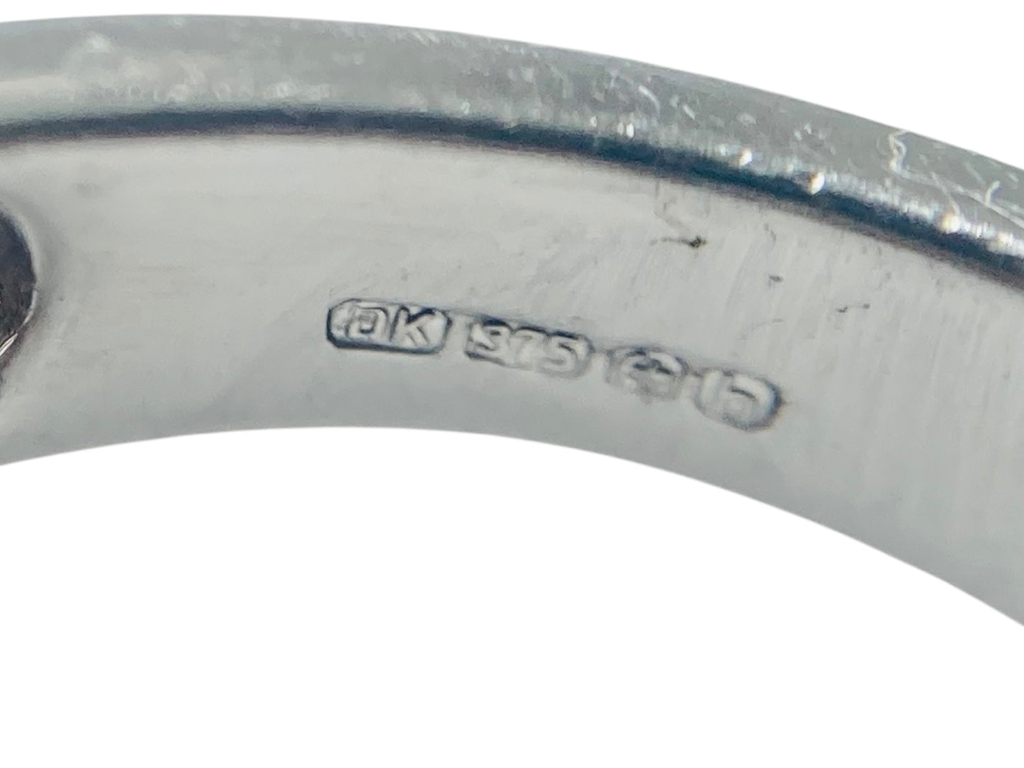 9ct Gold Diamond Ring