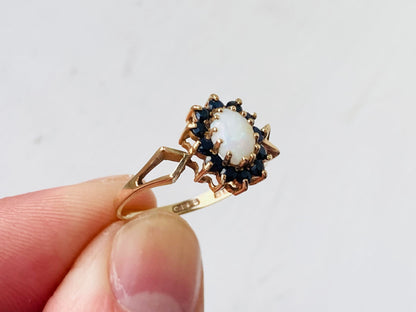 Vintage 9ct Gold Opal & Sapphire Ring