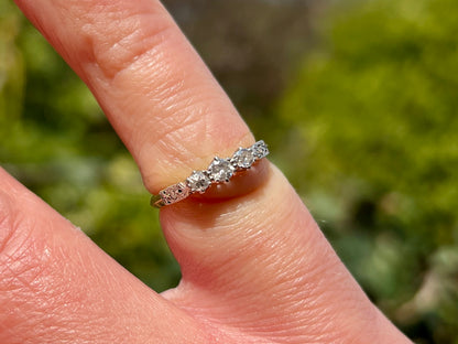 Vintage 18ct Gold Diamond Ring