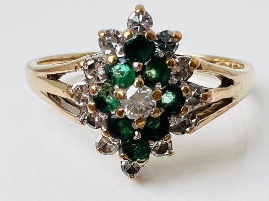 Vintage 9ct Gold Emerald & Diamond Ring