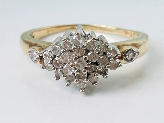 9ct Gold Diamond Ring
