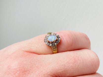 Vintage 9ct Gold Opal & Diamond Ring