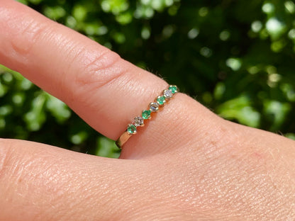 9ct Gold Emerald & Diamond Ring