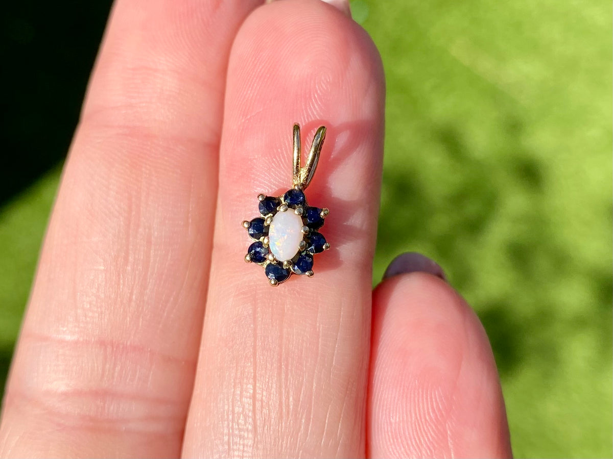 Vintage 9ct Gold Opal & Sapphire Pendant