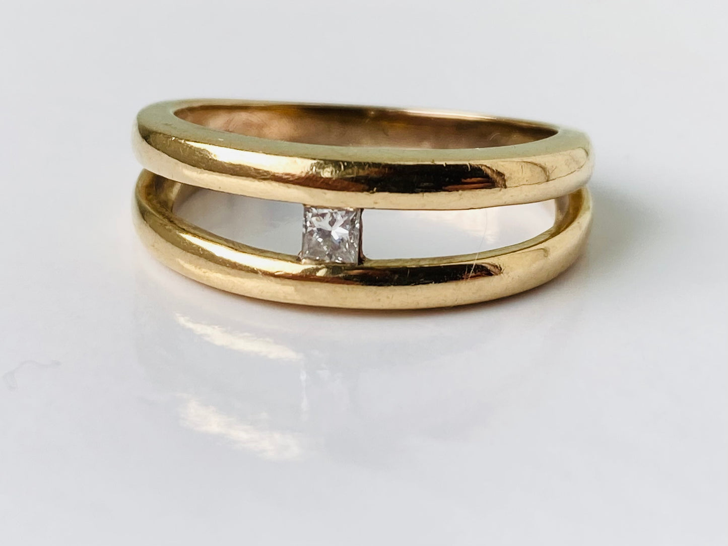 9ct Gold Diamond Ring