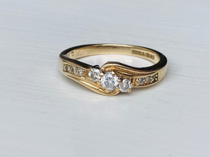 9ct Gold Diamond Ring