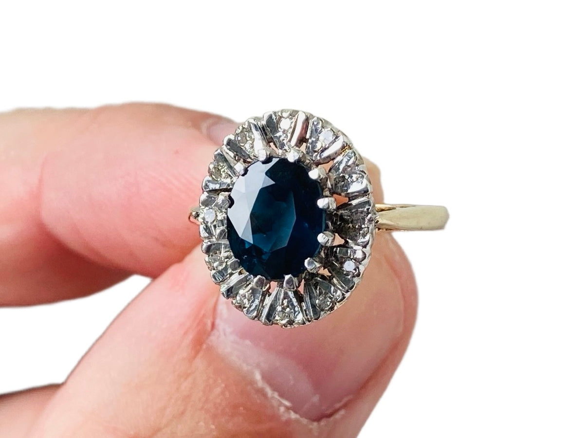 Vintage 9ct Gold Sapphire & Diamond Ring