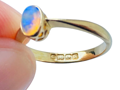 Antique 18ct Gold Opal Ring