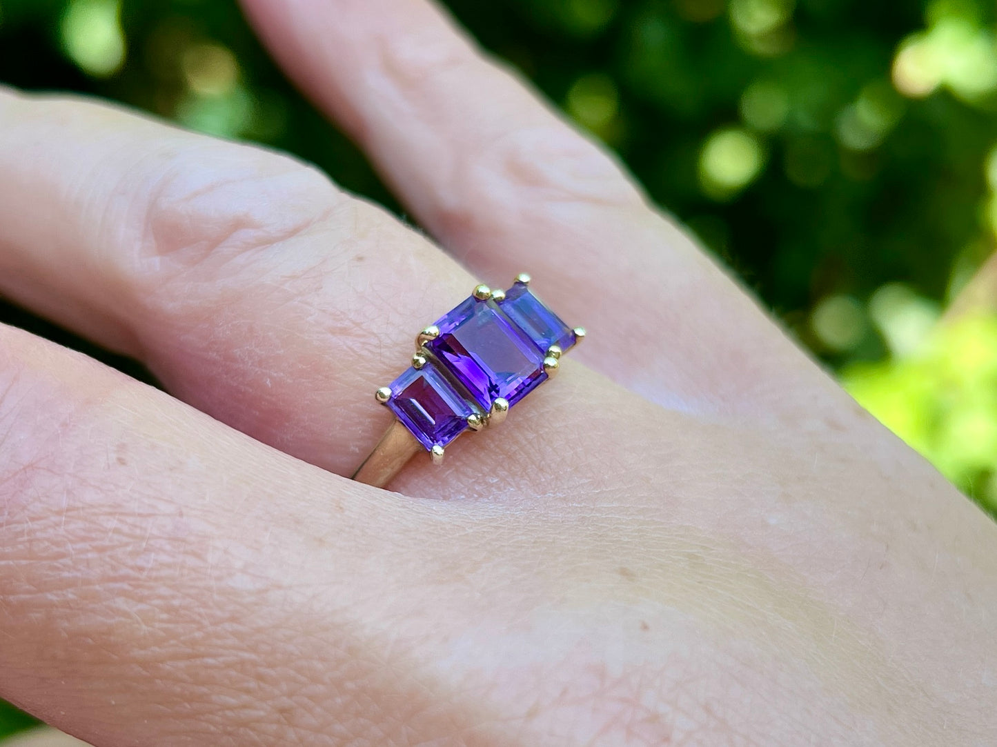 9ct Gold Amethyst Ring
