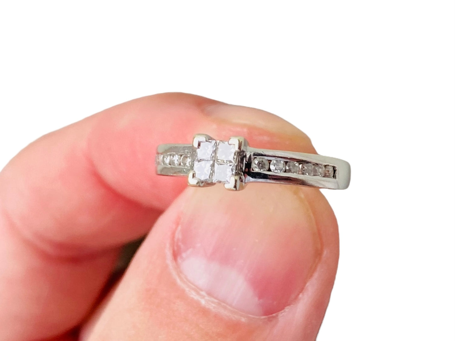 9ct Gold 0.33ct Diamond Ring