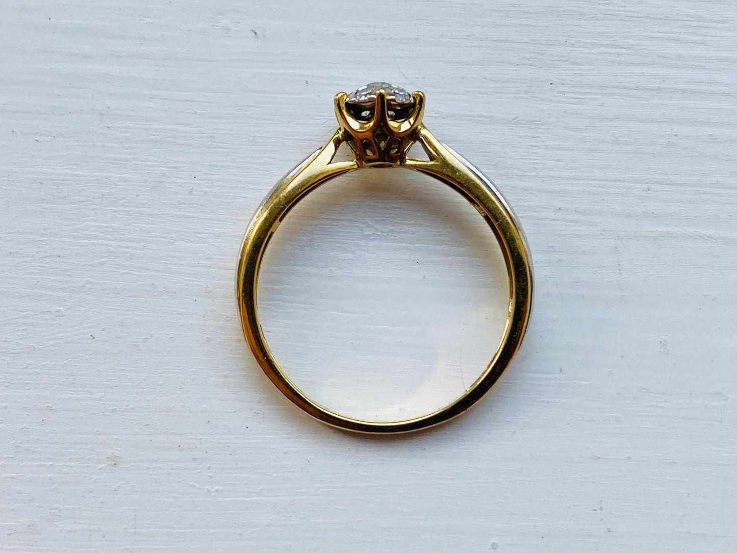 9ct Gold Diamond Ring