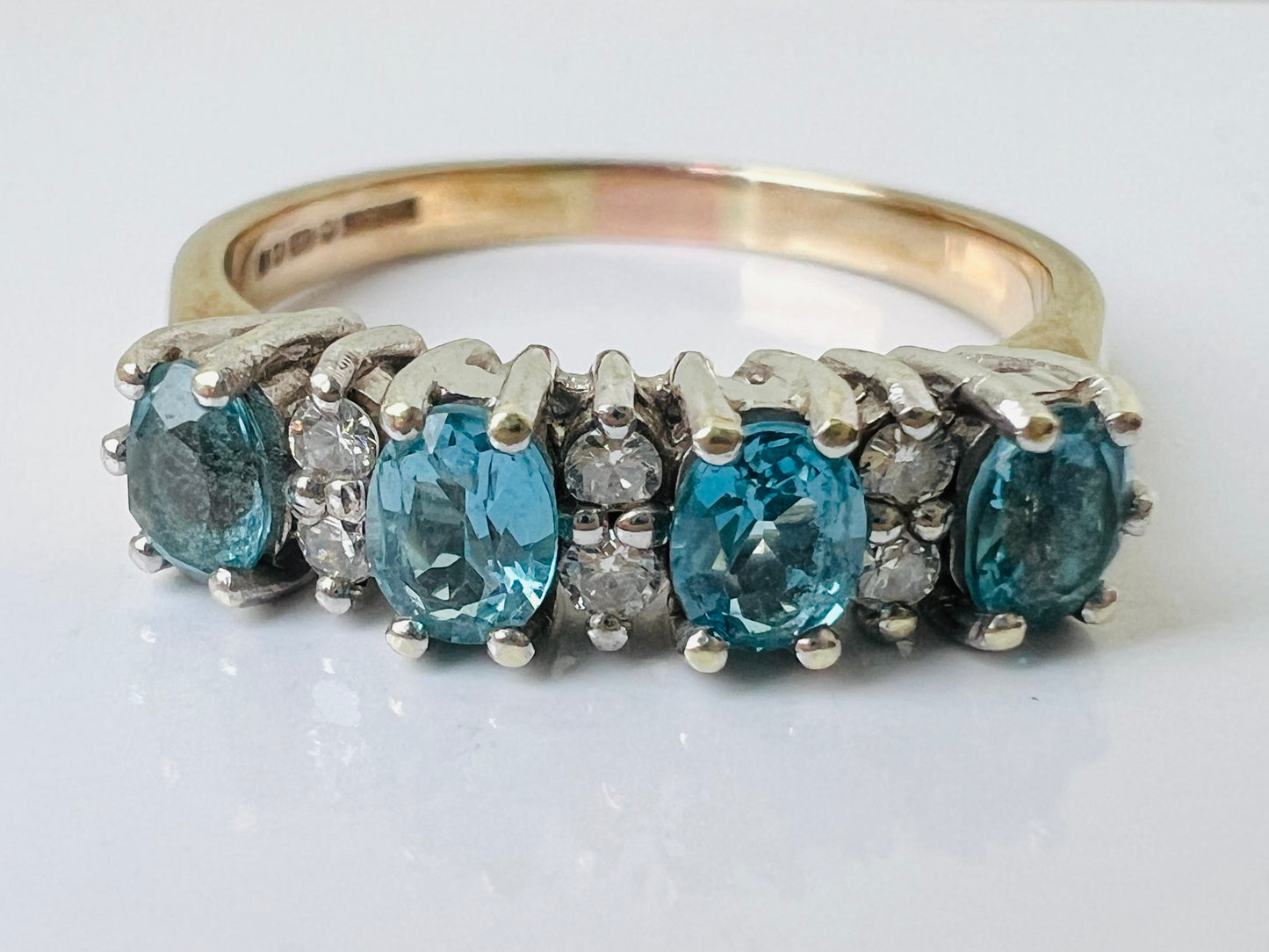 Vintage 9ct Gold Topaz & Diamond Ring