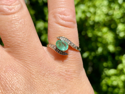 9ct Gold Emerald & Diamond Ring