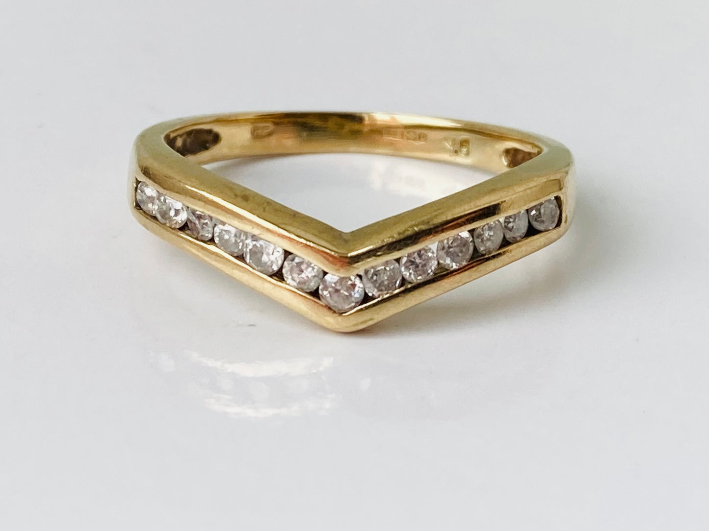 Vintage 9ct Gold Diamond Wishbone Ring