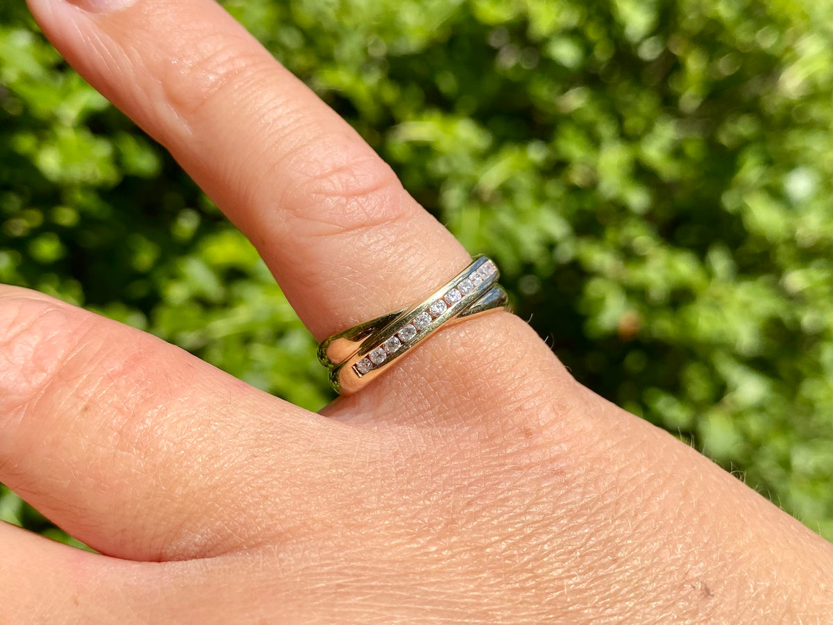 9ct Gold Diamond Crossover Ring