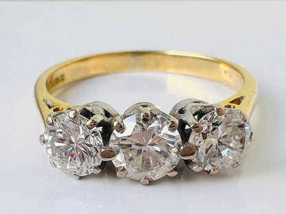 Vintage 18ct Gold Three-Stone Diamond Ring